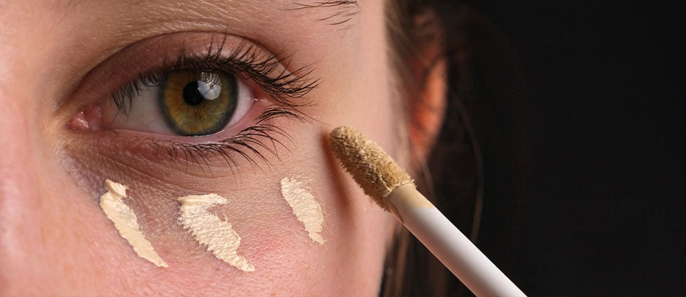 Concealer Trick Celebrities Use to Hide Wrinkles  and Look Years Younger