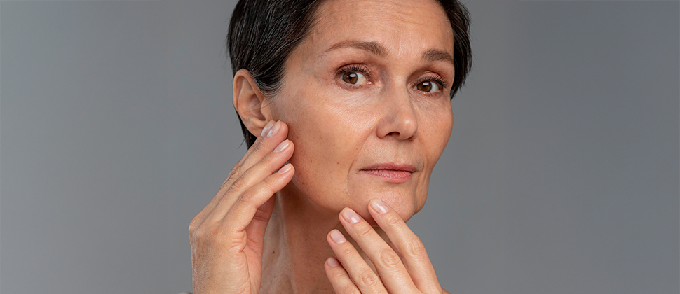 5 Surprising Habits That Prevent Wrinkles (No Products Required!)